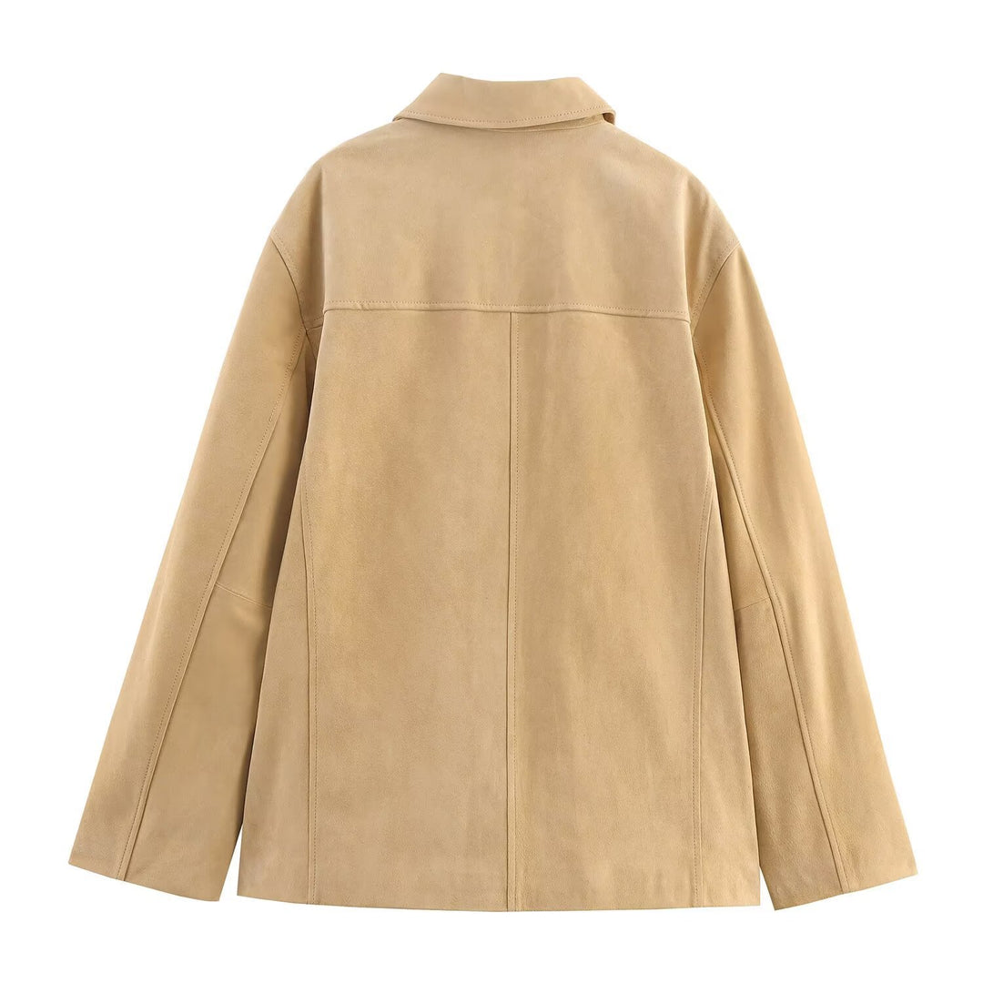 Casual suede jacket for women with practical pockets and trendy cut Lune London