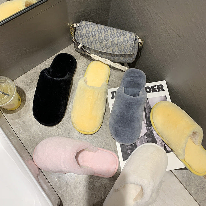Lune London | Women's Fluffy Slippers Made of Soft Plush Material