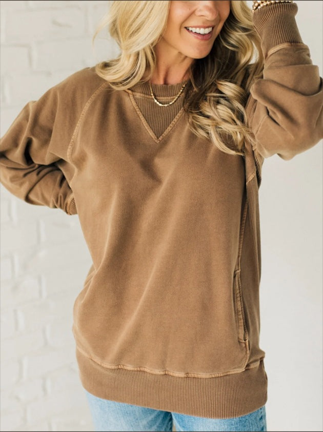 Casual pullover for women with a loose fit and high-quality materials Lune London