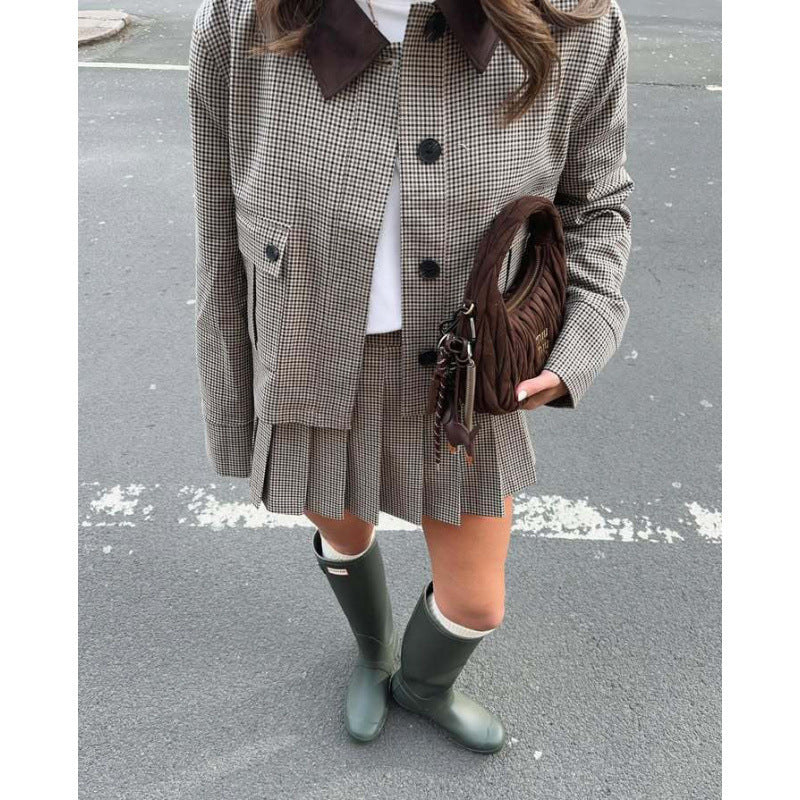 Plaid blazer for ladies with short sleeves and matching mini skirt Lune London
