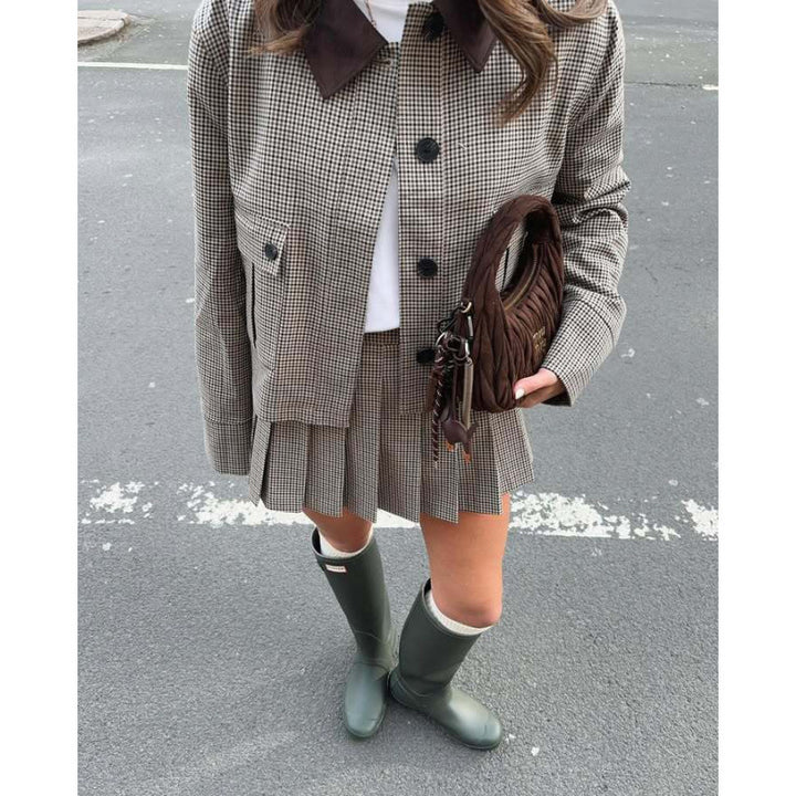 Plaid blazer for ladies with short sleeves and matching mini skirt Lune London