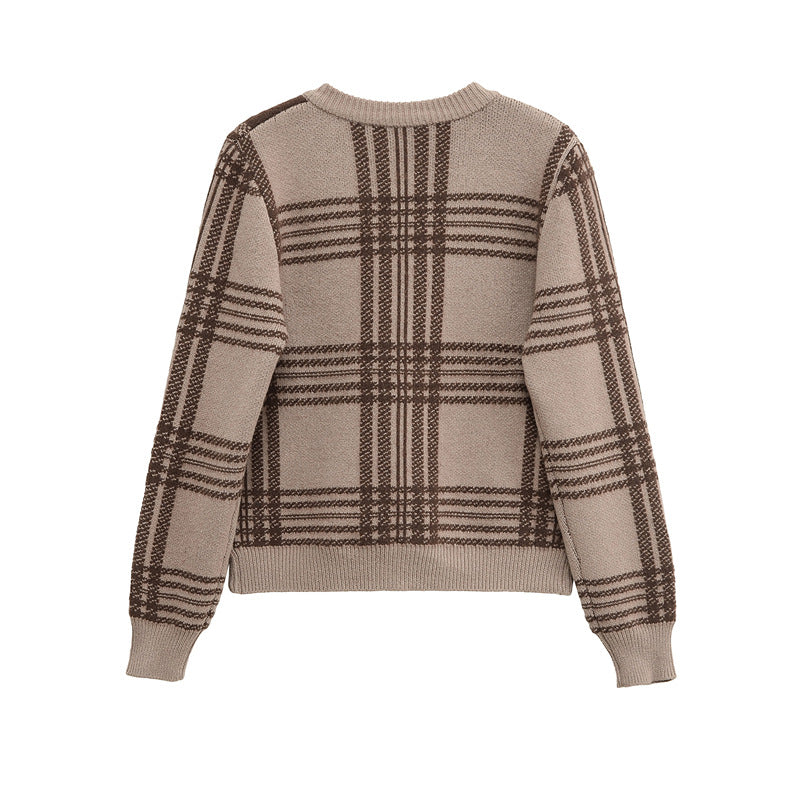 Plaid knitted cardigan for women with elegant button details Lune London