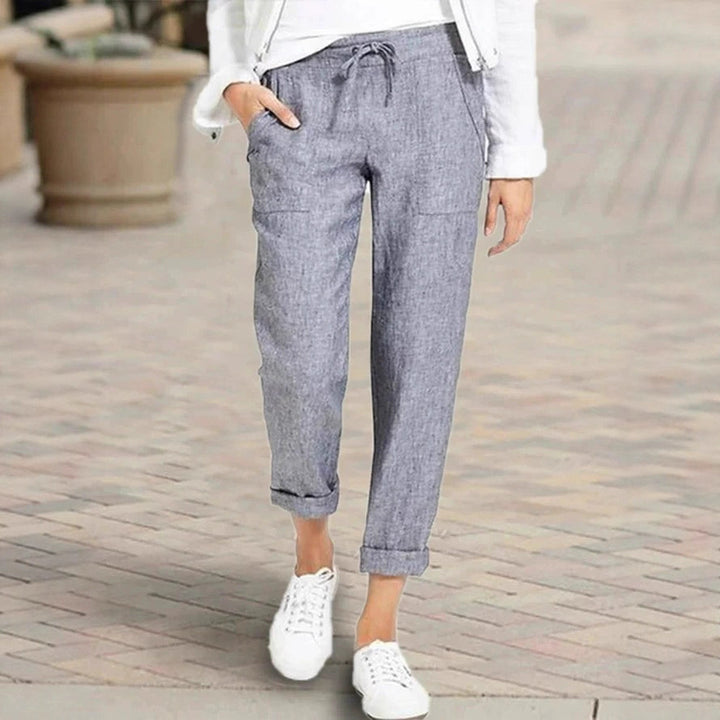 Relaxed linen trousers for women with elastic waist and practical pockets Lune London