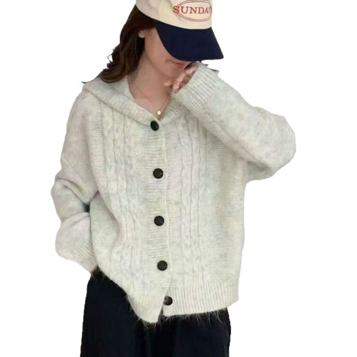 Cardigan Cozy pour femmes avec col à capuche confortable et boutons accrocheurs Chic & Stil