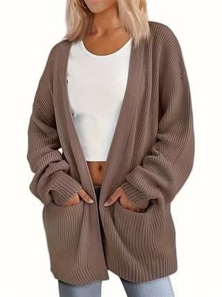 Casual knit cardigan for women with an oversized fit and practical pockets Lune London