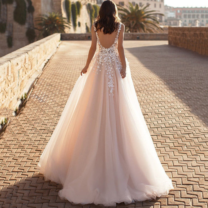 Lune London | Elegant Wedding Dress Embroidery Long Skirt