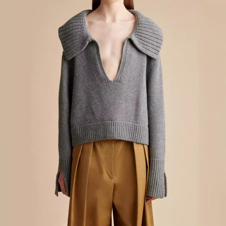 Trendy knitted sweater for women with distinctive collar and striped pattern Lune London