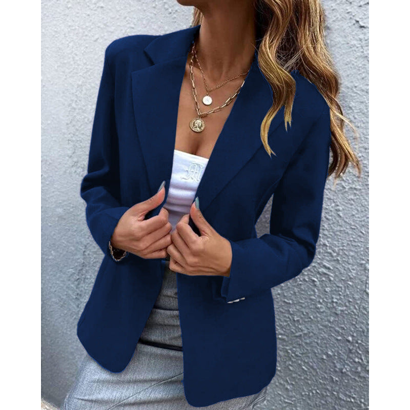 Femme blazer moderne avec des détails élégants Lune London