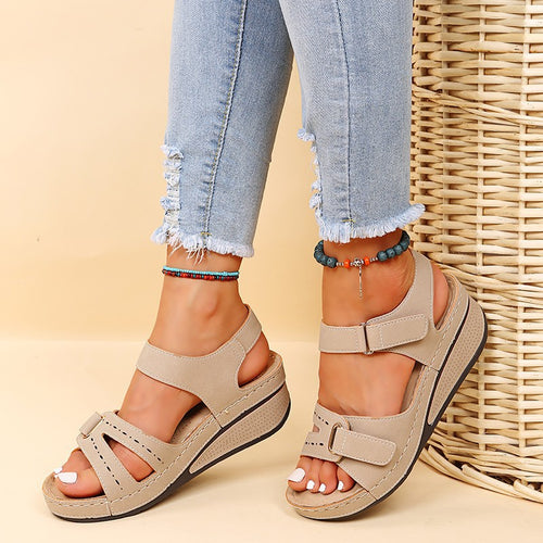 Women adjustable comfort platform sandals Lune London