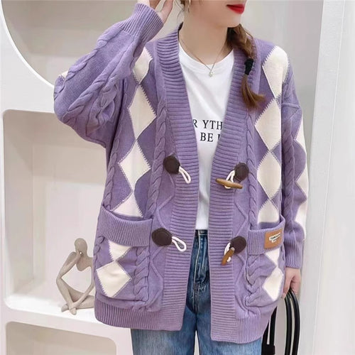 Thick knit cardigan for women with romantic diamond pattern and decorative wooden buttons Lune London