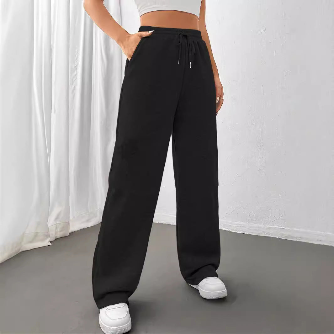 Casual wide women's jogger pants with elastic waistband and practical pockets Lune London