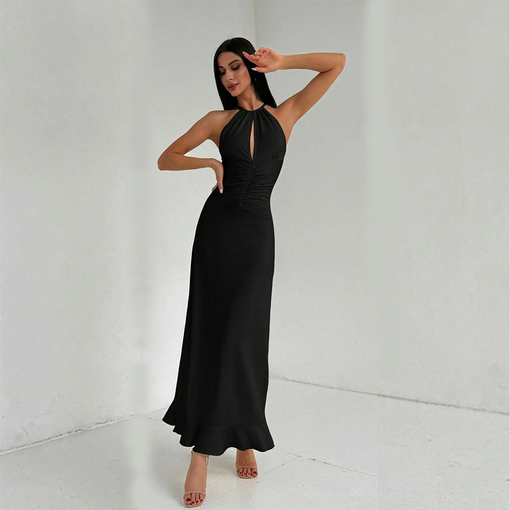 Robe maxi pour femmes avec un élégant décolleté en trou de serrure et un ourlet fluide Chic & Stil