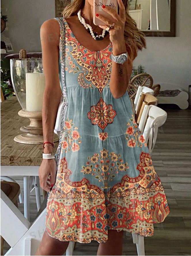 Summer dress for women with floral print and fluid cut Lune London