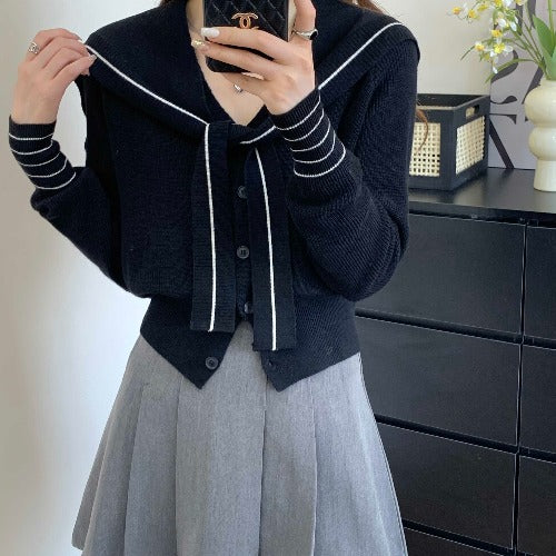 Cardigan femme avec col décoratif et détails de boutons Chic & Stil