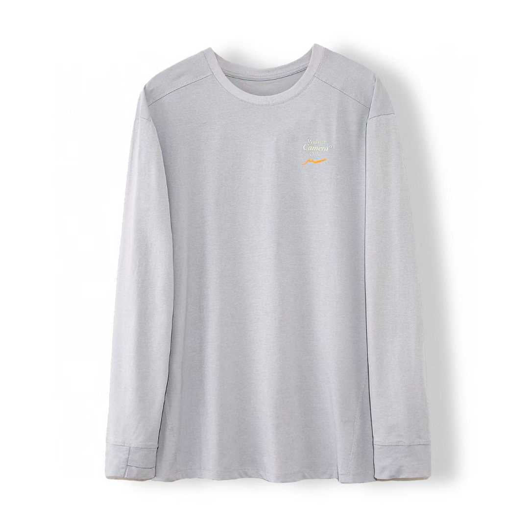 Chemise sportive à manches longues pour femmes avec une structure de tissu innovante Chic & Stil