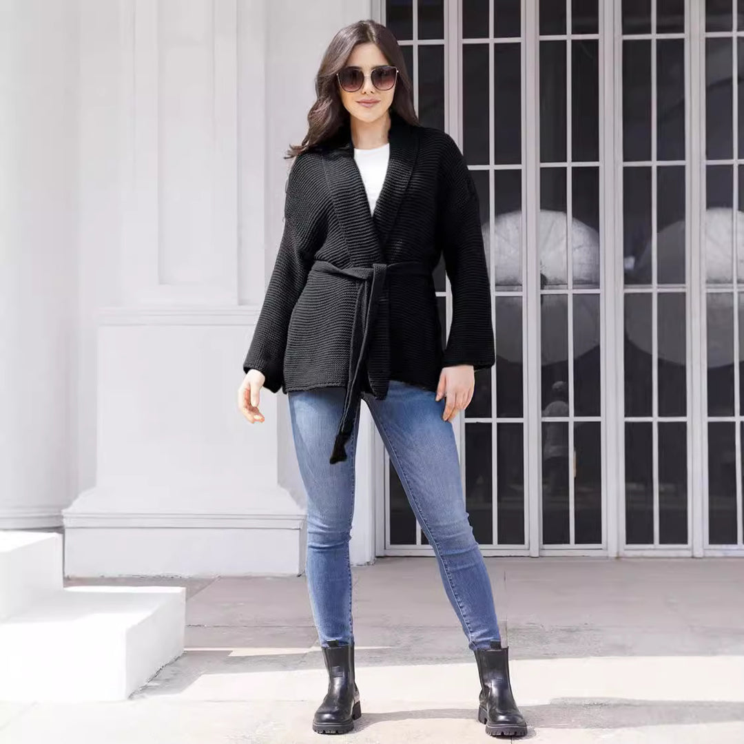 Women's Comfortable Knitted Cardigan with Belt at the Waist and Loose Fit Chic and Still