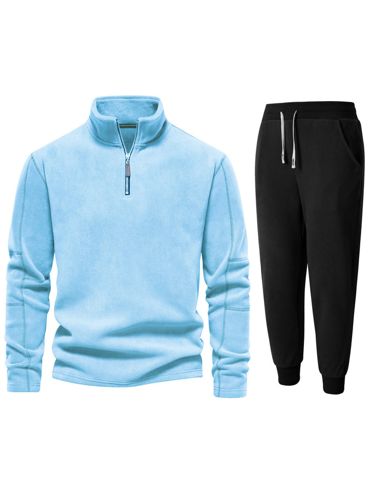 Men's fleece top with short zipper and comfortable jogger pants Lune London