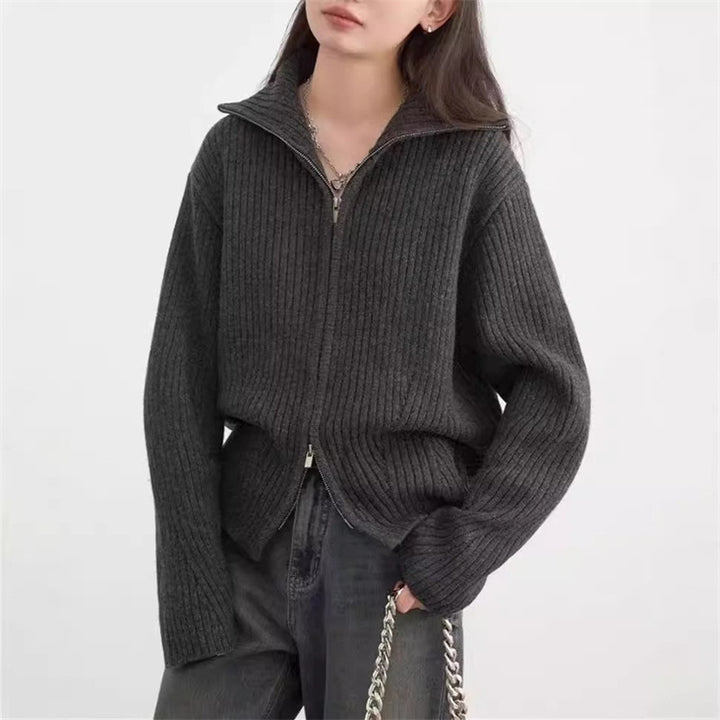 Gilet pour femmes avec fermeture éclair sportive et texture côtelée Chic & Stil