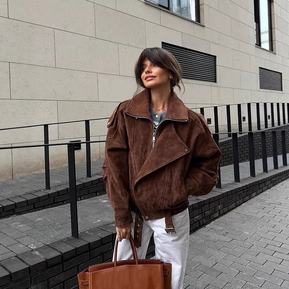 Oversized suede jacket for women with chic and stylish refinement details