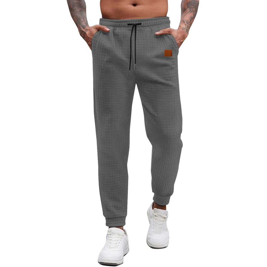Casual men's jogging pants with elastic waistband and practical pockets Lune London