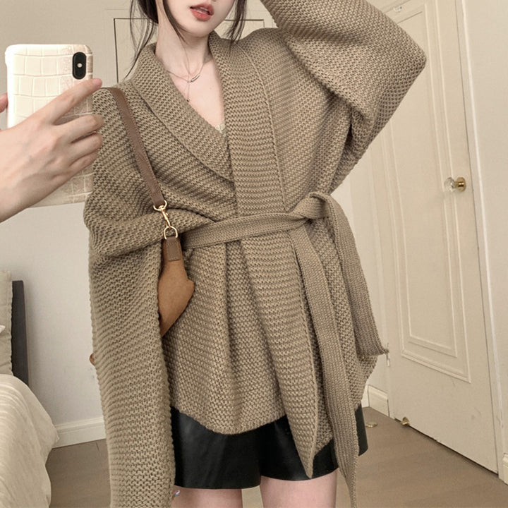 Ladies comfortable cardigan with wide sleeves and belt at the waist Lune London