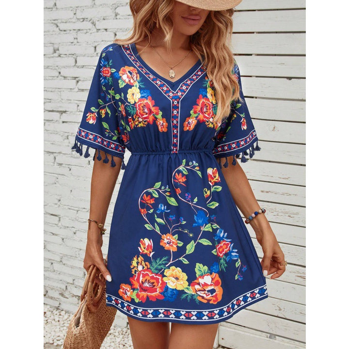 Casual women's dress with a floral design and fringe sleeves Lune London