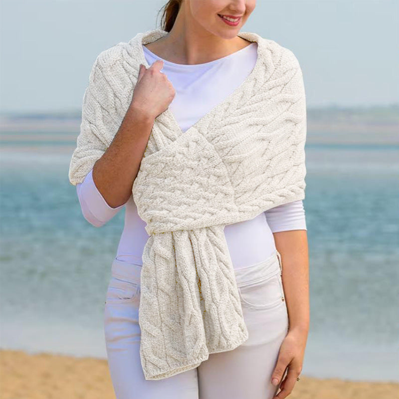 Knot scarf for women with structured twisted pattern Lune London