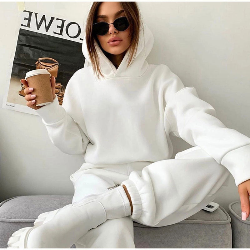 Women's Cozy Sweatshirt and Pants Set Lune London