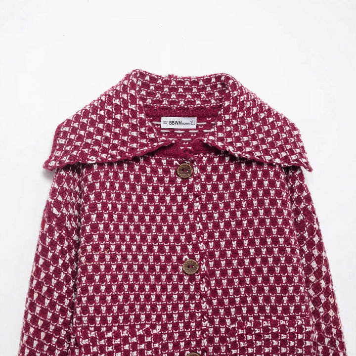 Veste courte à la mode pour femmes avec motif à carreaux et détails en boutons Chic & Stil