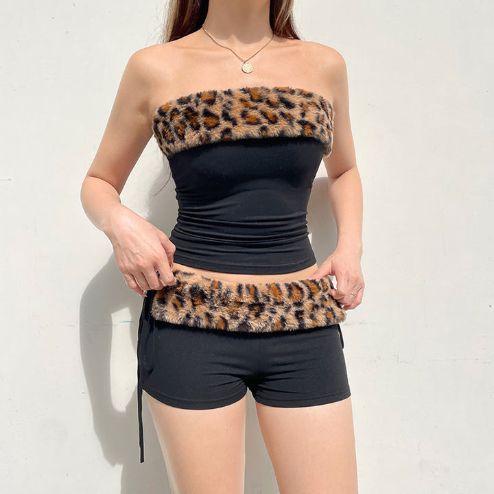 Ladies Top hat with faux fur collar Lune London