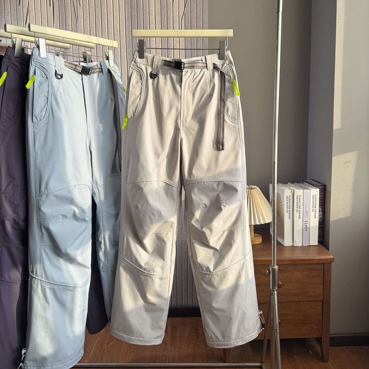 Pantalons de plein air multifonctionnels pour femmes avec taille réglable et poches pratiques Chic & Stil