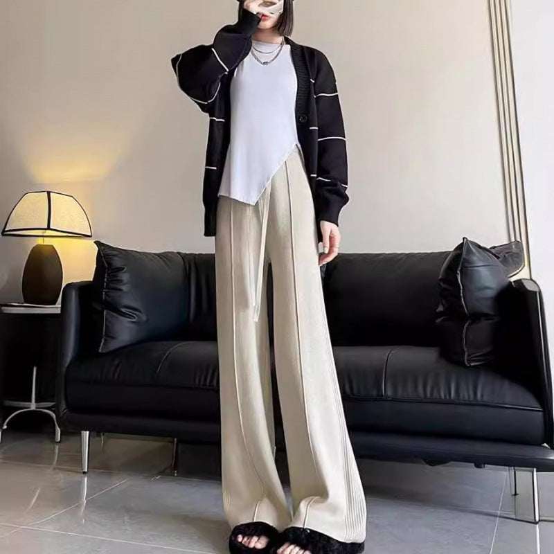 Pull en tricot surdimensionné pour femmes avec un large motif rayé et une coupe décontractée Chic & Stil