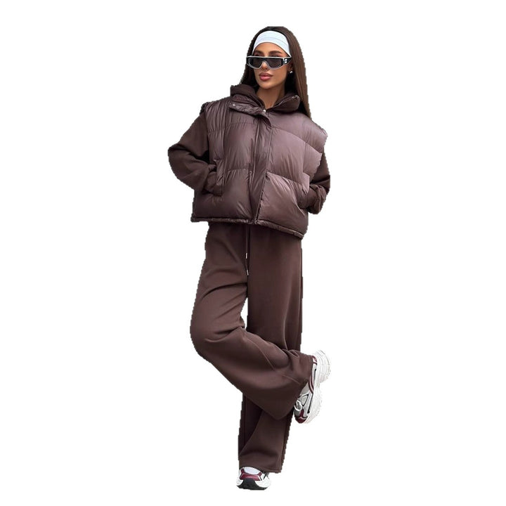 Dames stylé doudoune avec capuche et pantalons amples décontractés Chic & Stil