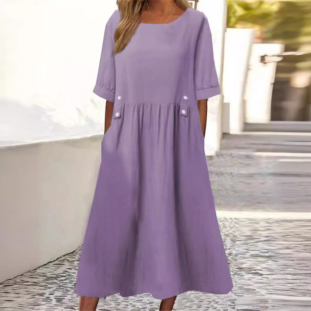 Simple women's summer dress with practical pockets and a casual cut Lune London