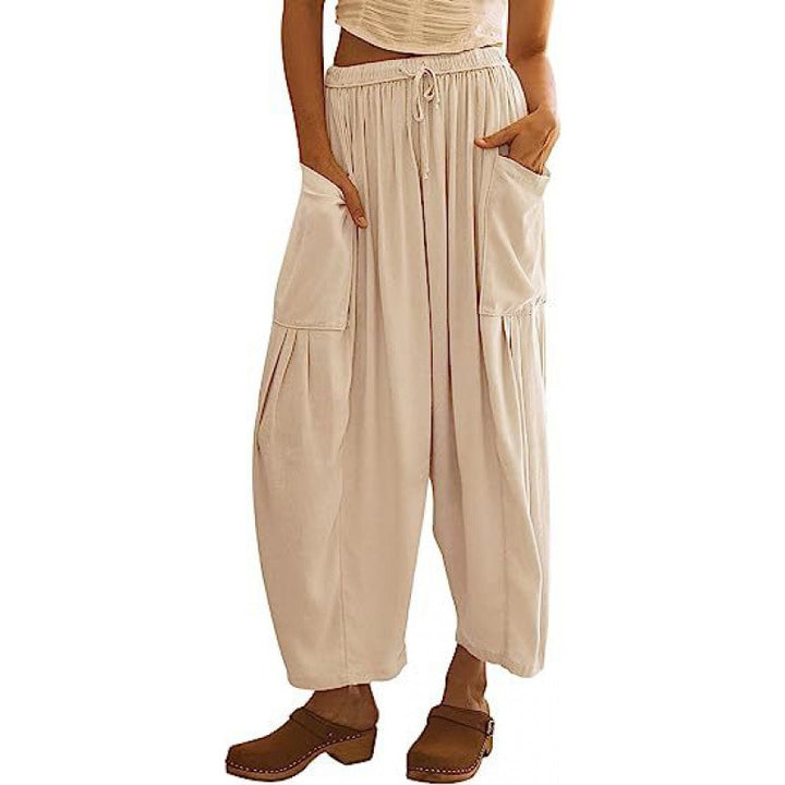 Summer wide and comfortable pants for women with elastic waistband and practical pockets Lune London