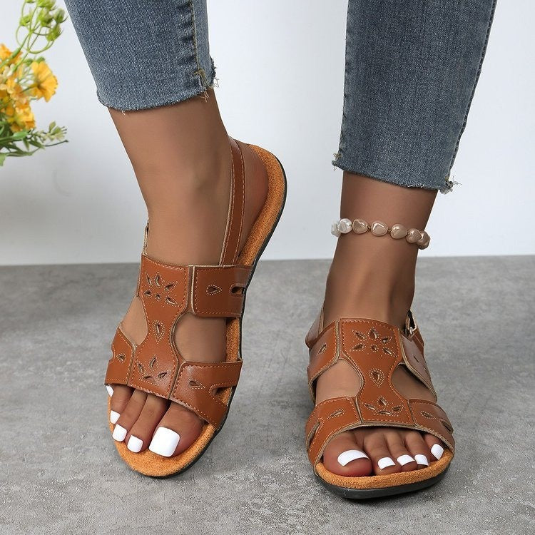 Comfortable strap sandals for women with elegant perforation and adjustable strap Lune London