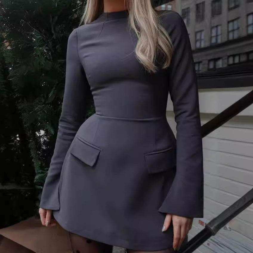 Ladies Figure-Flattering Mini Dress with Long Sleeves and Practical Pockets Lune London