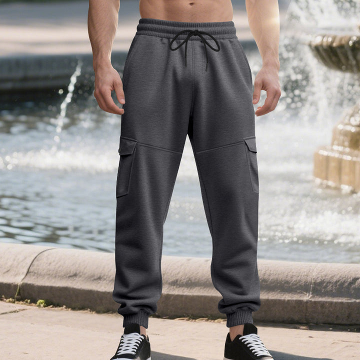 Casual cargo jogger pants for men with practical side pockets Lune London