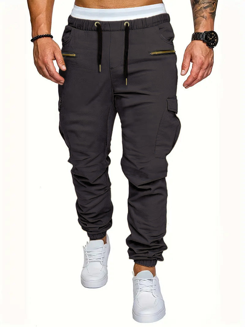 Lune London | Men's cargo jogging pants with elastic waistband and practical zip pockets