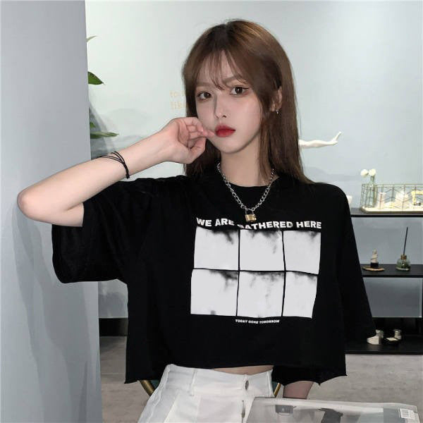 Women's Cropped T-Shirt with creative graphic print and casual fit