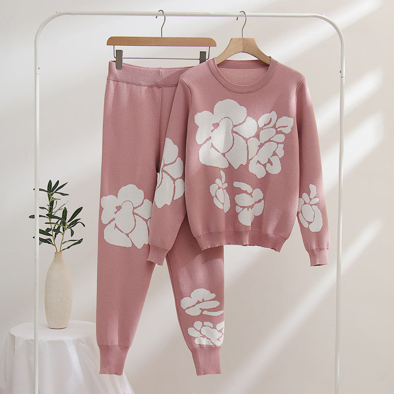 Women's knitted set with floral designs Lune London