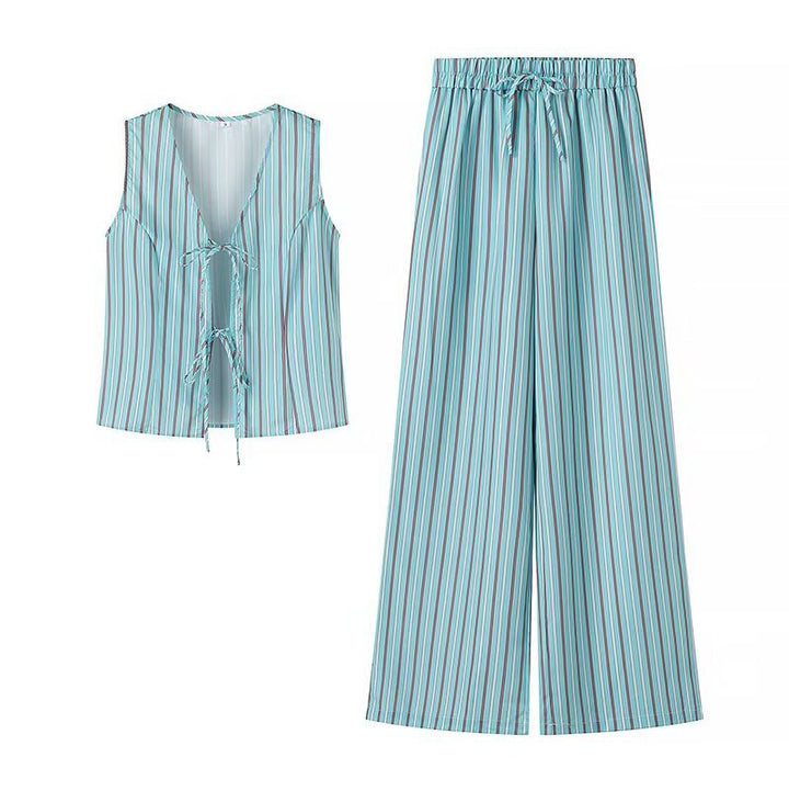 Wide striped pants for women with elastic waistband and tie belt Lune London