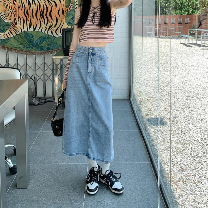 Jupe en denim midi décontractée pour femmes avec fentes sur les côtés Chic & Stil