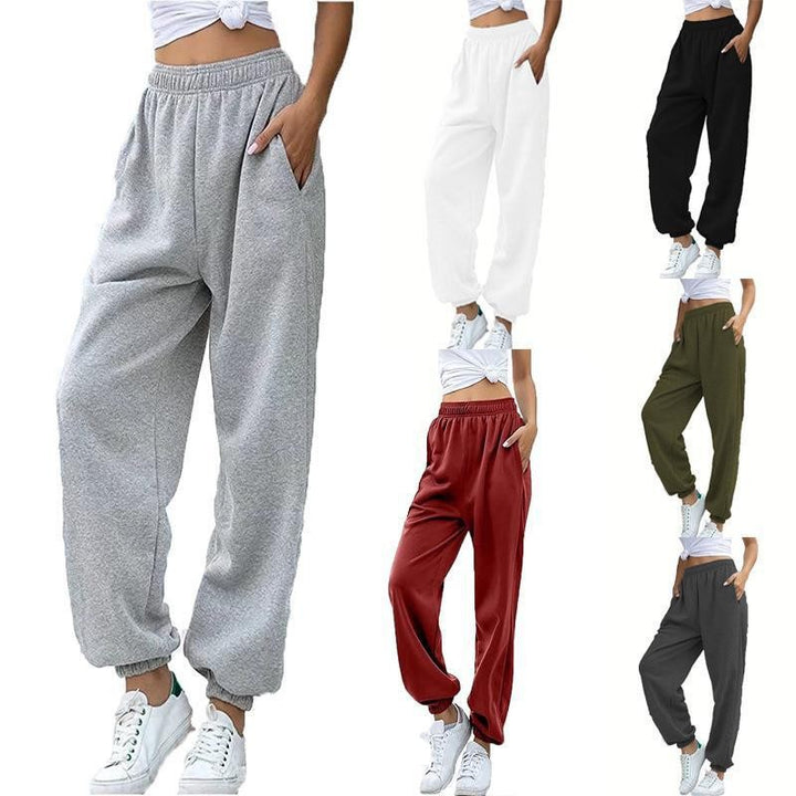 Casual pants for women with elastic waist and deep pockets Lune London
