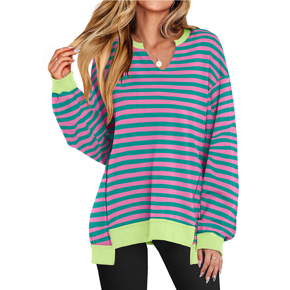 Women casual sweater with V-neck and raglan sleeves Lune London