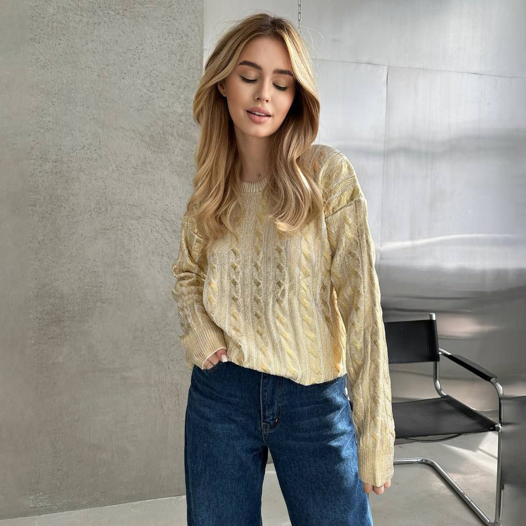 Chunky knit sweater for women with detailed braid pattern and oversized cut Lune London