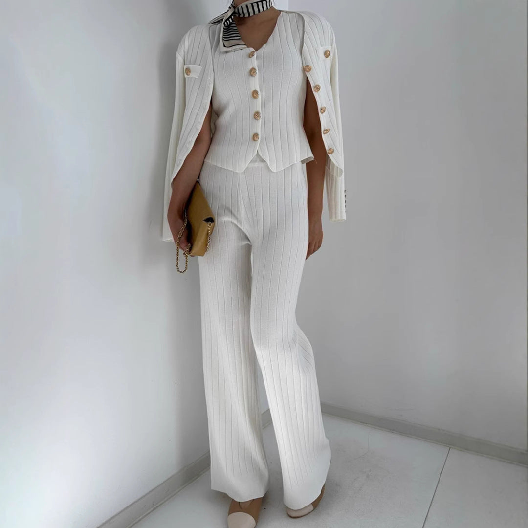 Elegant knitted set for ladies with chic and stylish button details