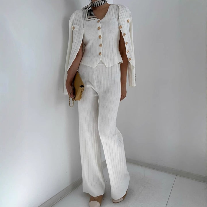 Elegant knitted set for ladies with chic and stylish button details
