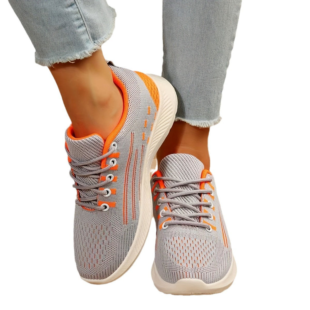 Women's athletic shoes with breathable upper material and non-slip outsole Lune London