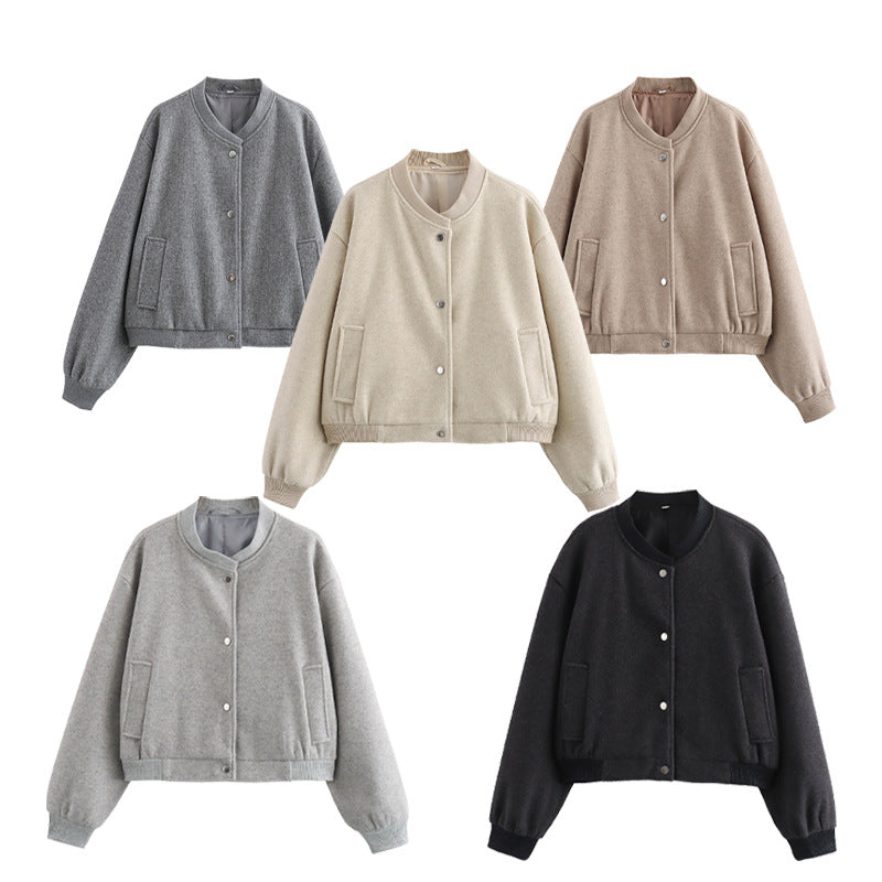 Fashionable women's transitional jacket with elastic cuffs and practical flap pockets Lune London